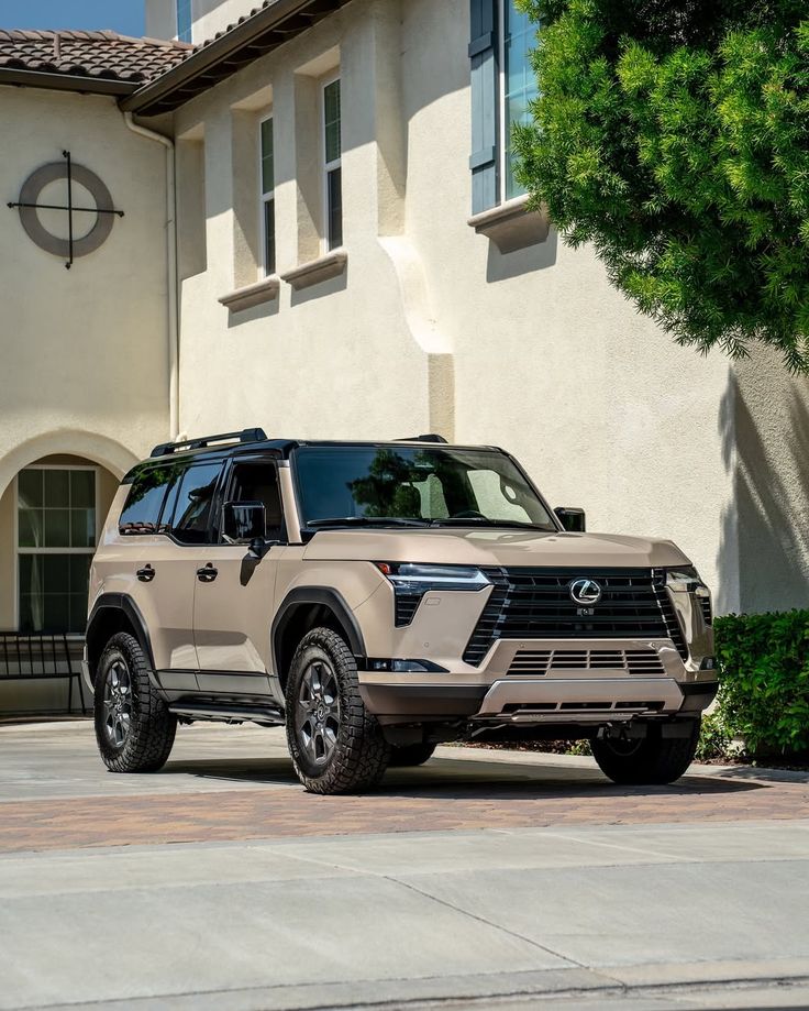 SUV off-road near Nairobi